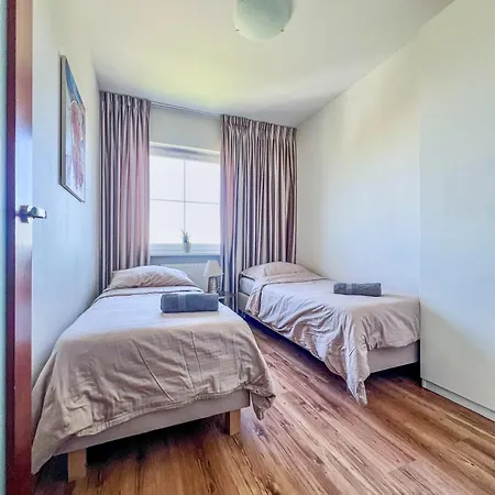 Nad Stawem, Dwupoziomowy, 6 łóżek, Parking, Zielona Okolica * Gdańsk