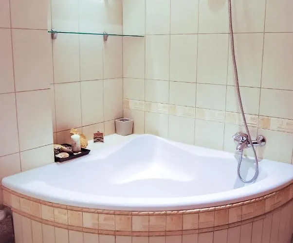 Nad Stawem, Dwupoziomowy, 6 Lozek, Parking, Zielona Okolica Apartmán